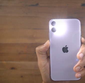 Tổng hợp các cách bật đèn flash điện thoại iPhone 11 đơn giản
