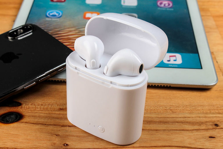 Review dung lượng pin của tai nghe i7s