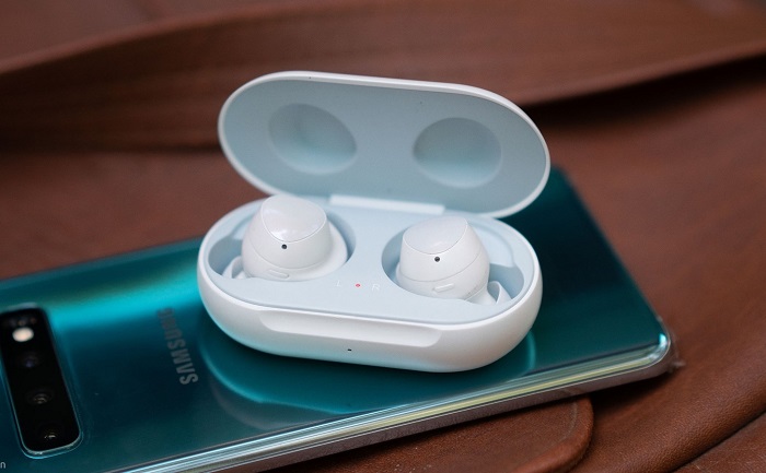 Ảnh minh hoạ: tai nghe Samsung Galaxy Buds (1)