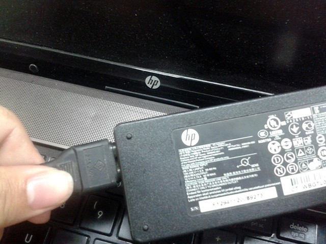 sac pin laptop khong can day sac