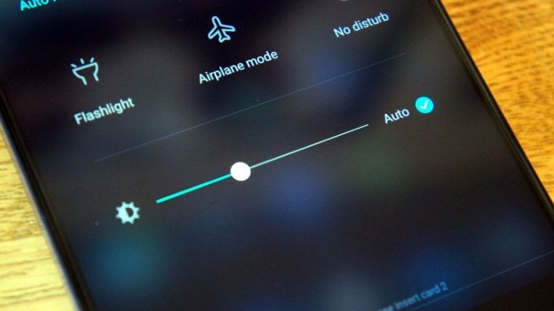 Ảnh minh họa: Cách khắc phục điện thoại bị nóng (9)