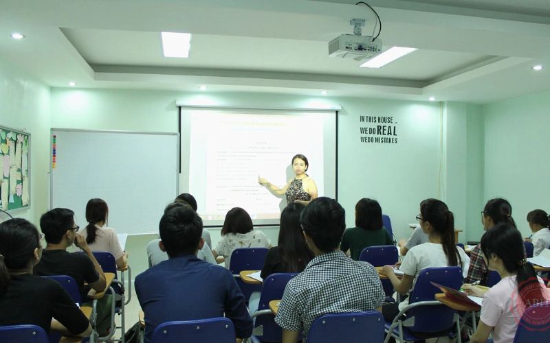 Phương pháp học tại trung tâm anh ngữ nước ngoài