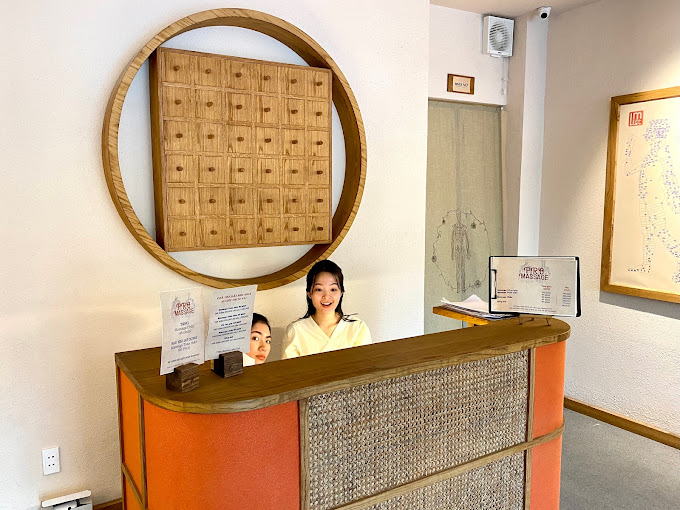 P.R.O - Massage Therapy & Spa